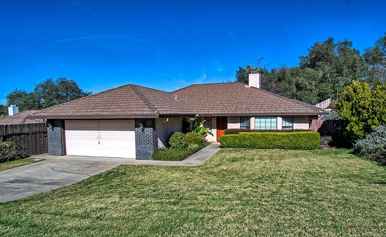 1730 Vega St - Photo 1