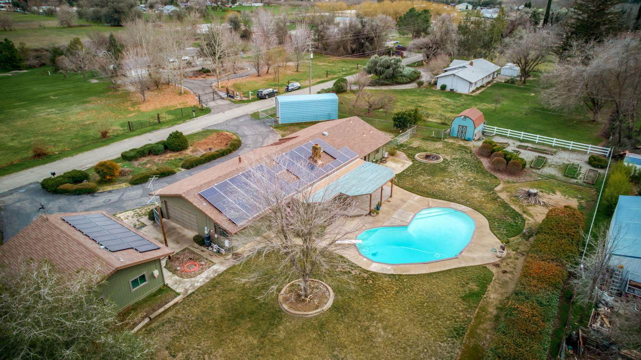 15715 Johnson Rd - Photo 1