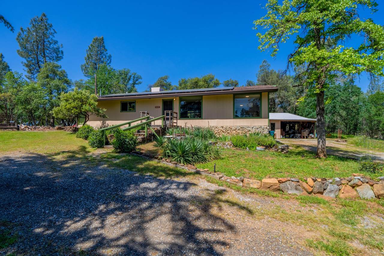 13810 Schole Dr - Photo 1