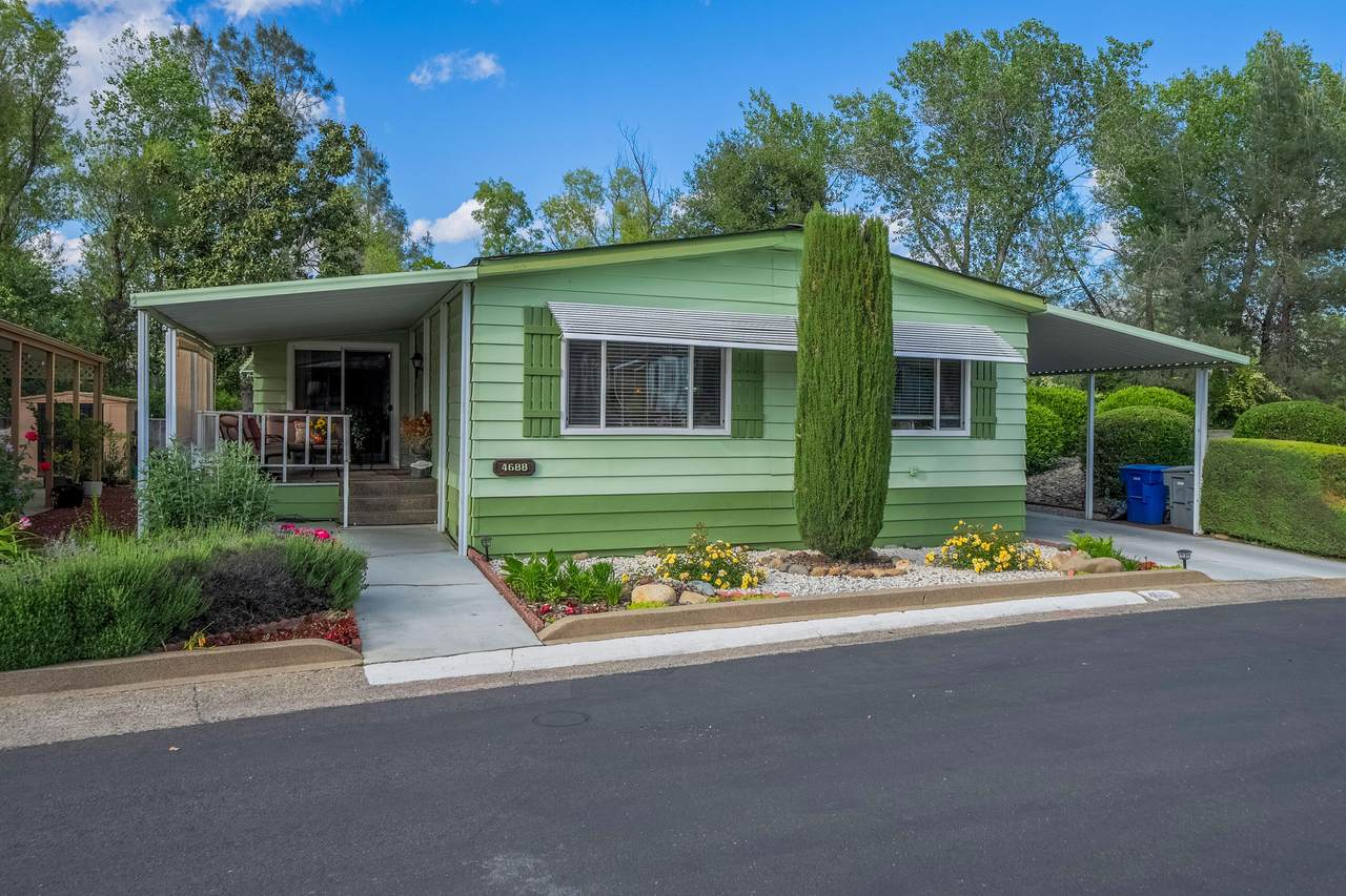 4688 Fairywood Drive - Photo 1