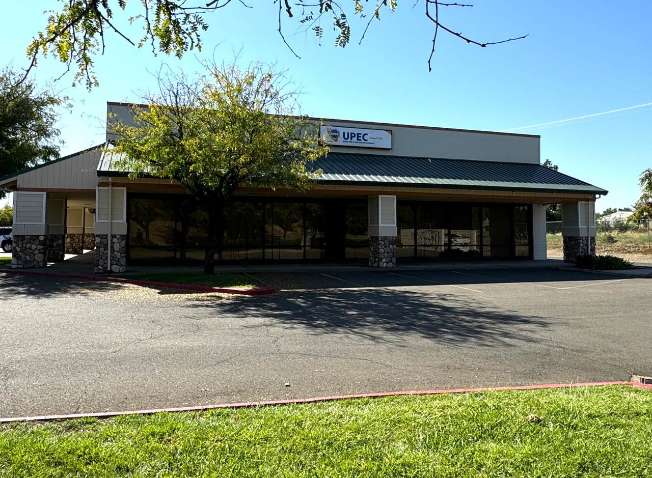 1800 Park Marina Drive - Photo 1