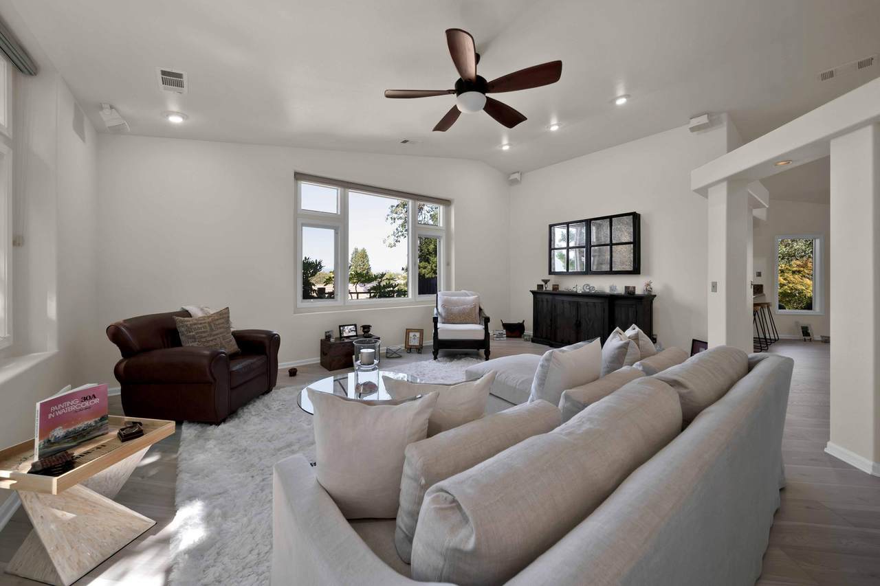 3429 Showboat Court - Photo 1