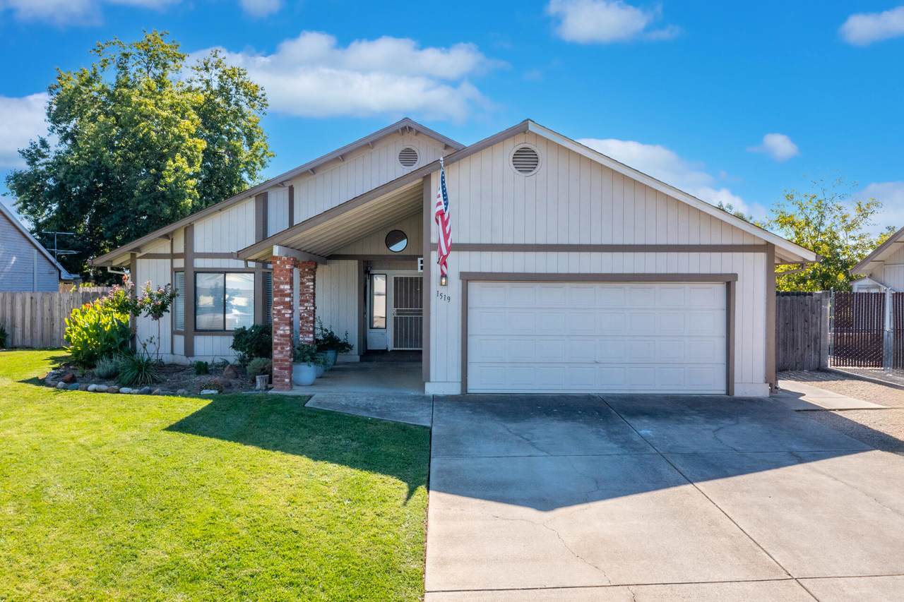 1519 Whistling Drive - Photo 1