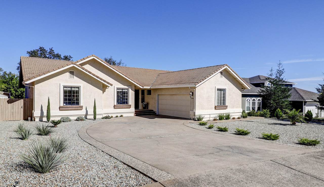 3762 Rushmore Drive - Photo 1