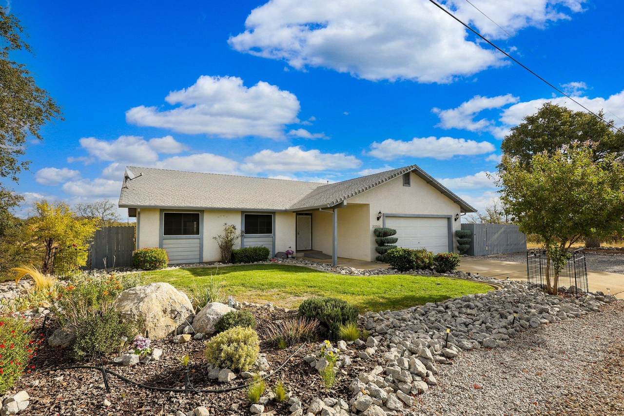 22266 Rosewood Place - Photo 1