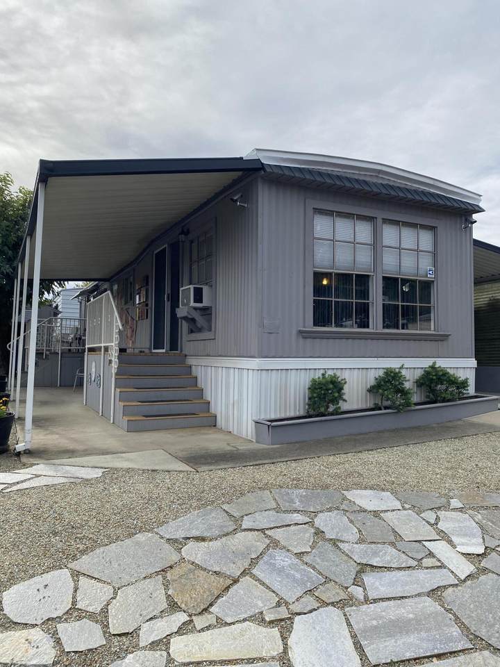 2093 Victor - Photo 1
