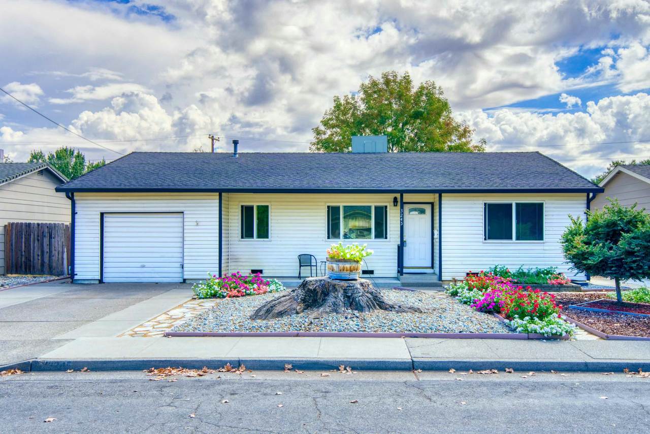 3245 Camellia Street - Photo 1