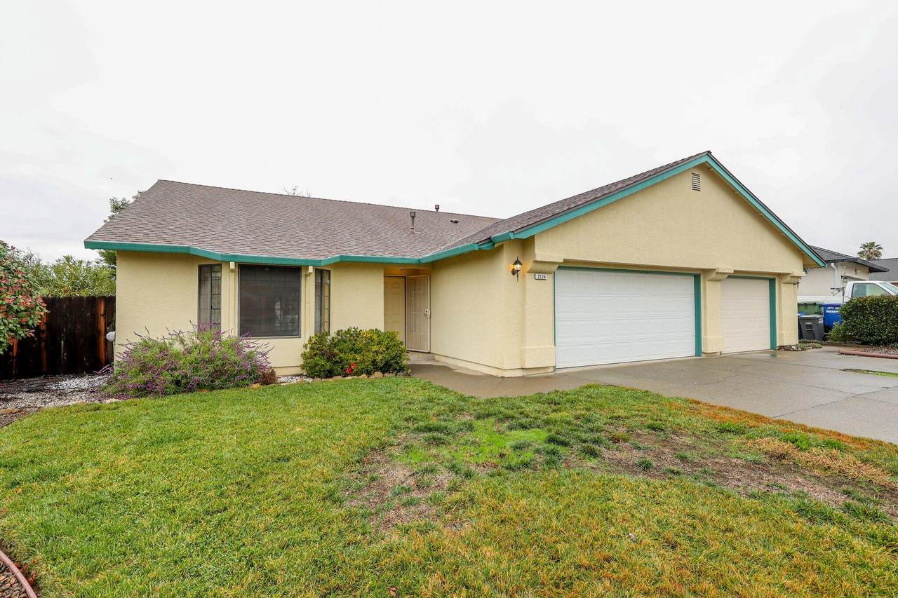2124 Hacienda Street - Photo 1