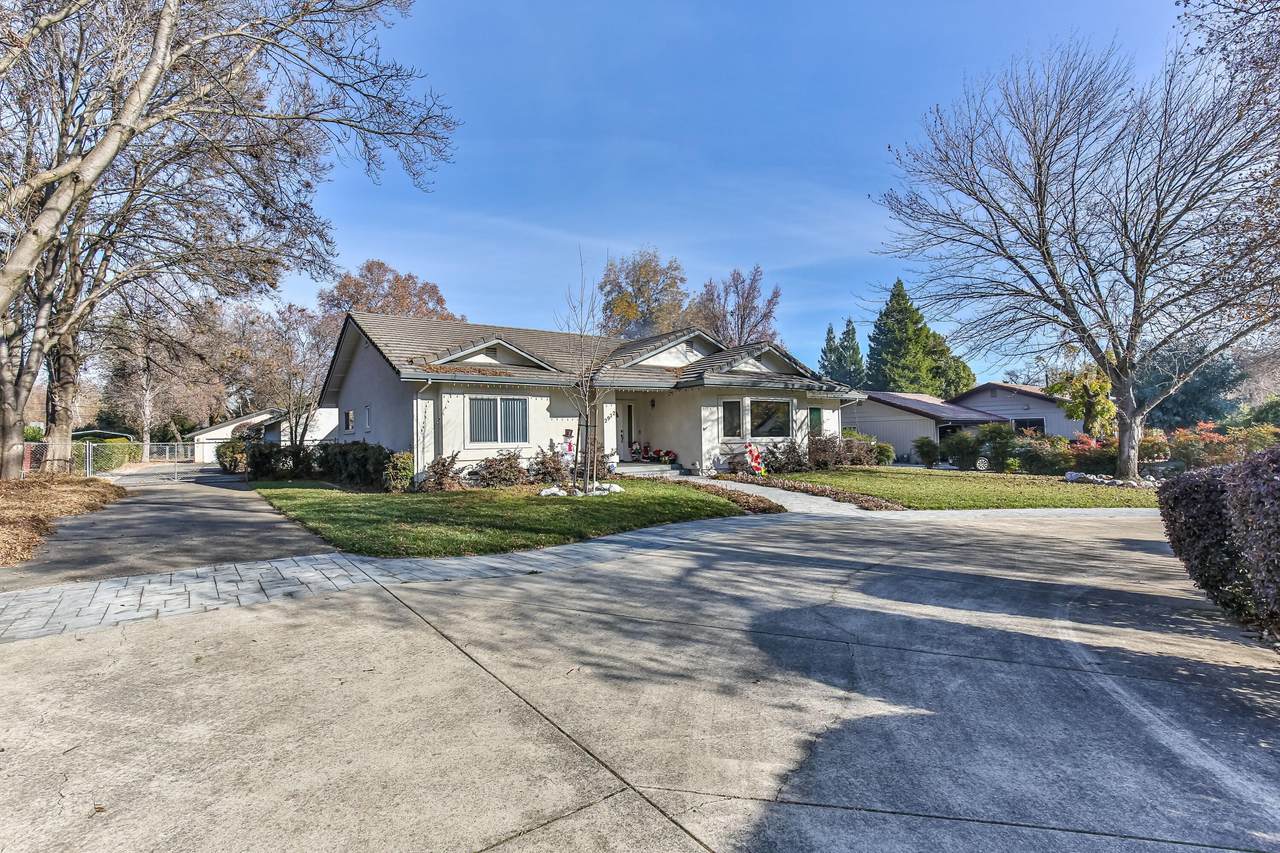 2972 Balaton Avenue - Photo 1