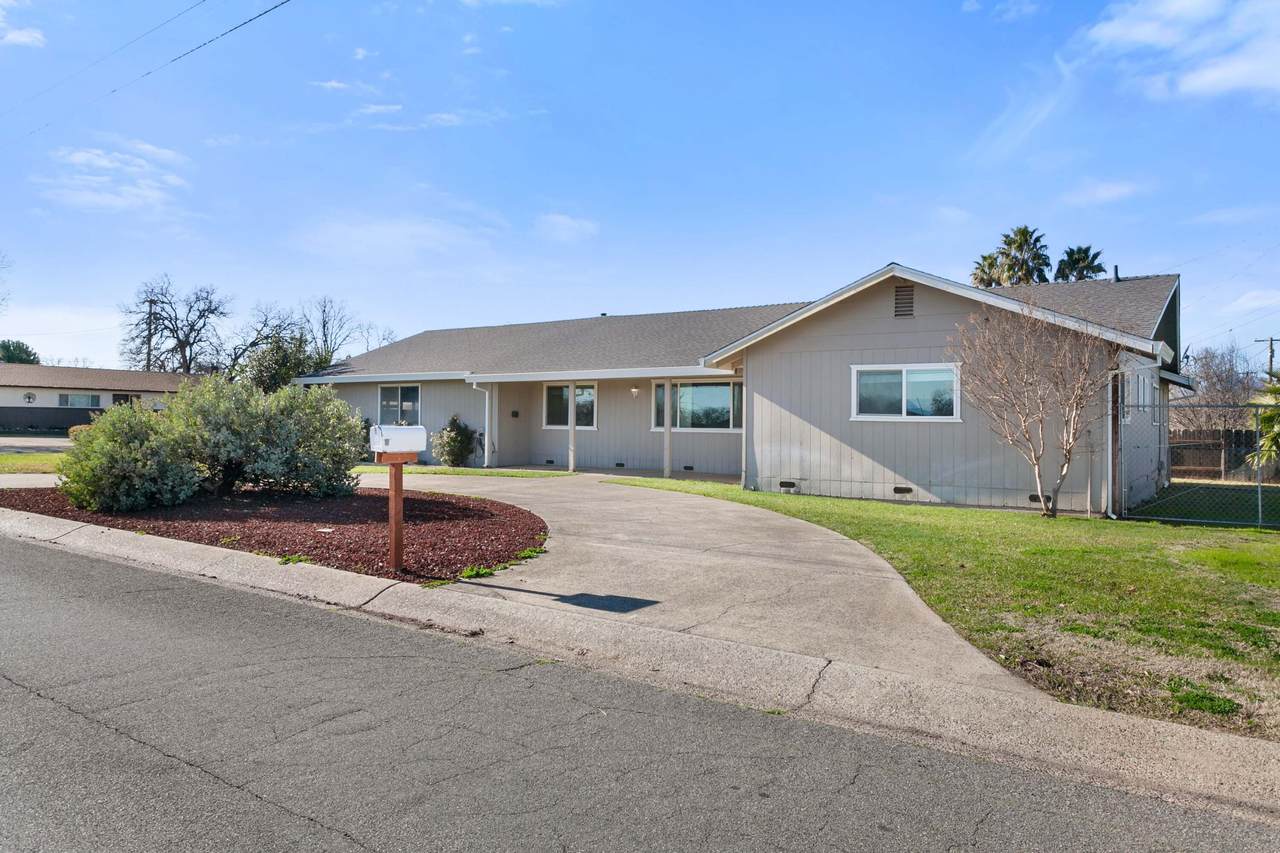 2850 Goodwater Avenue - Photo 1