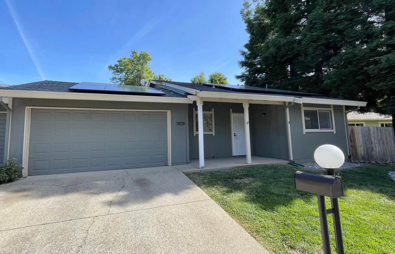 1808 Del Mar Avenue - Photo 1