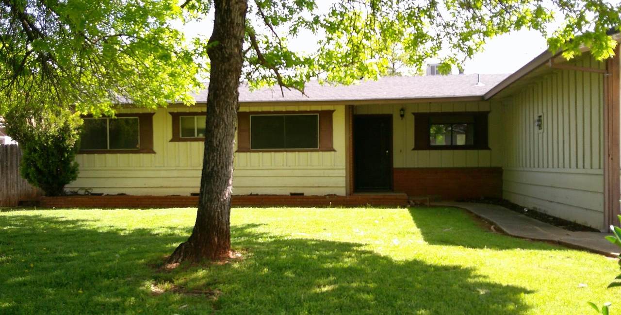 1927 Lindeena Lane - Photo 1