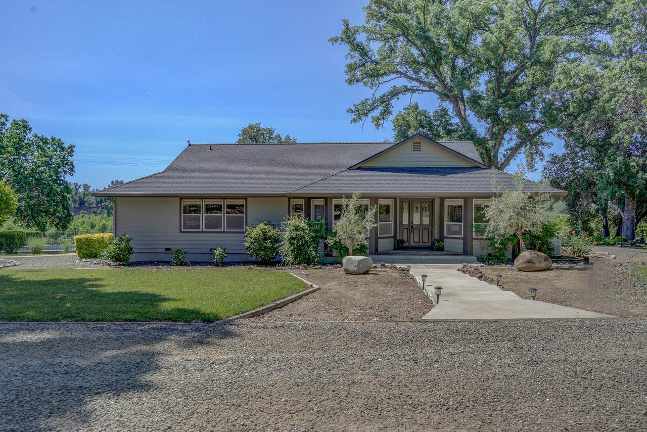 18525 Farquhar Road - Photo 1