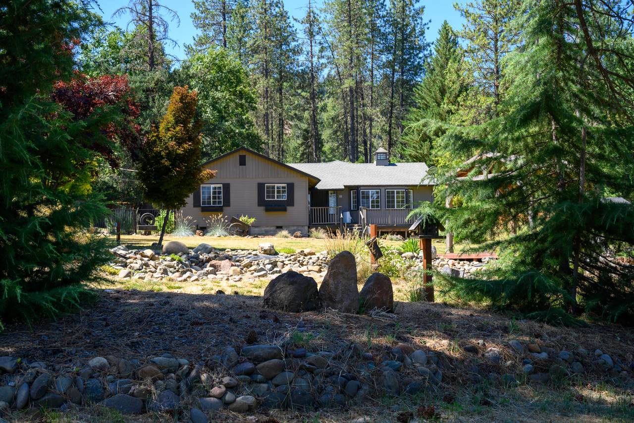 290 Mountain View Drive - Photo 1