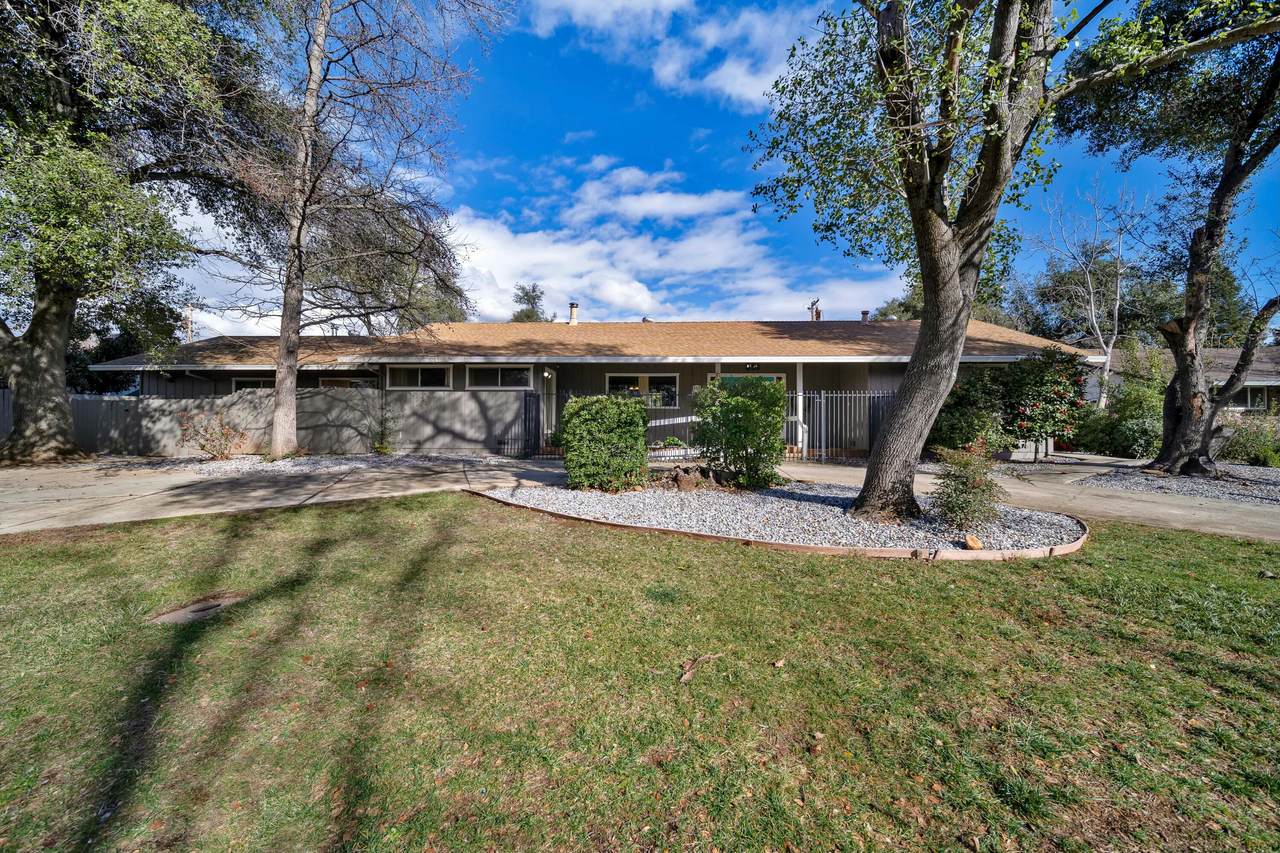 935 Hallmark Drive - Photo 1