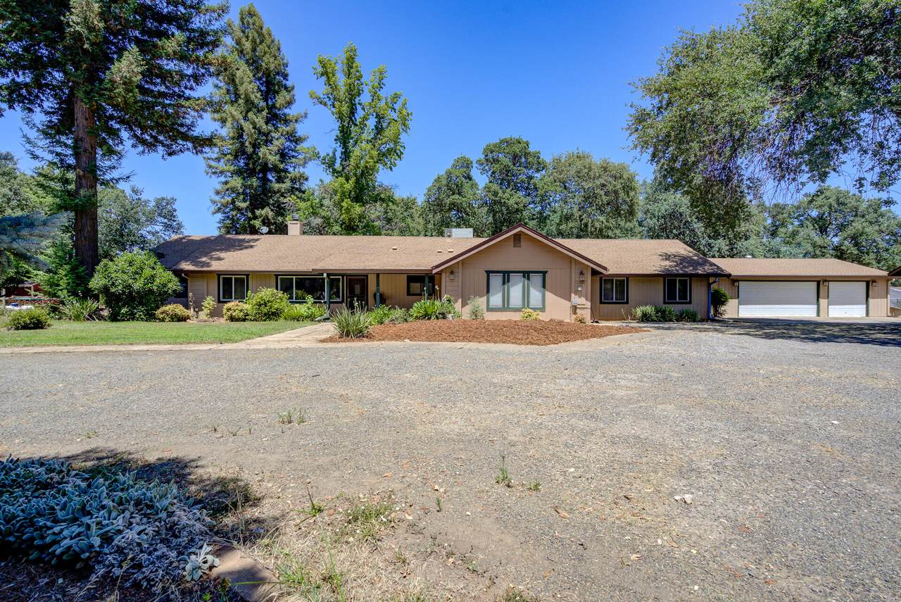 21318 Verona Drive - Photo 1