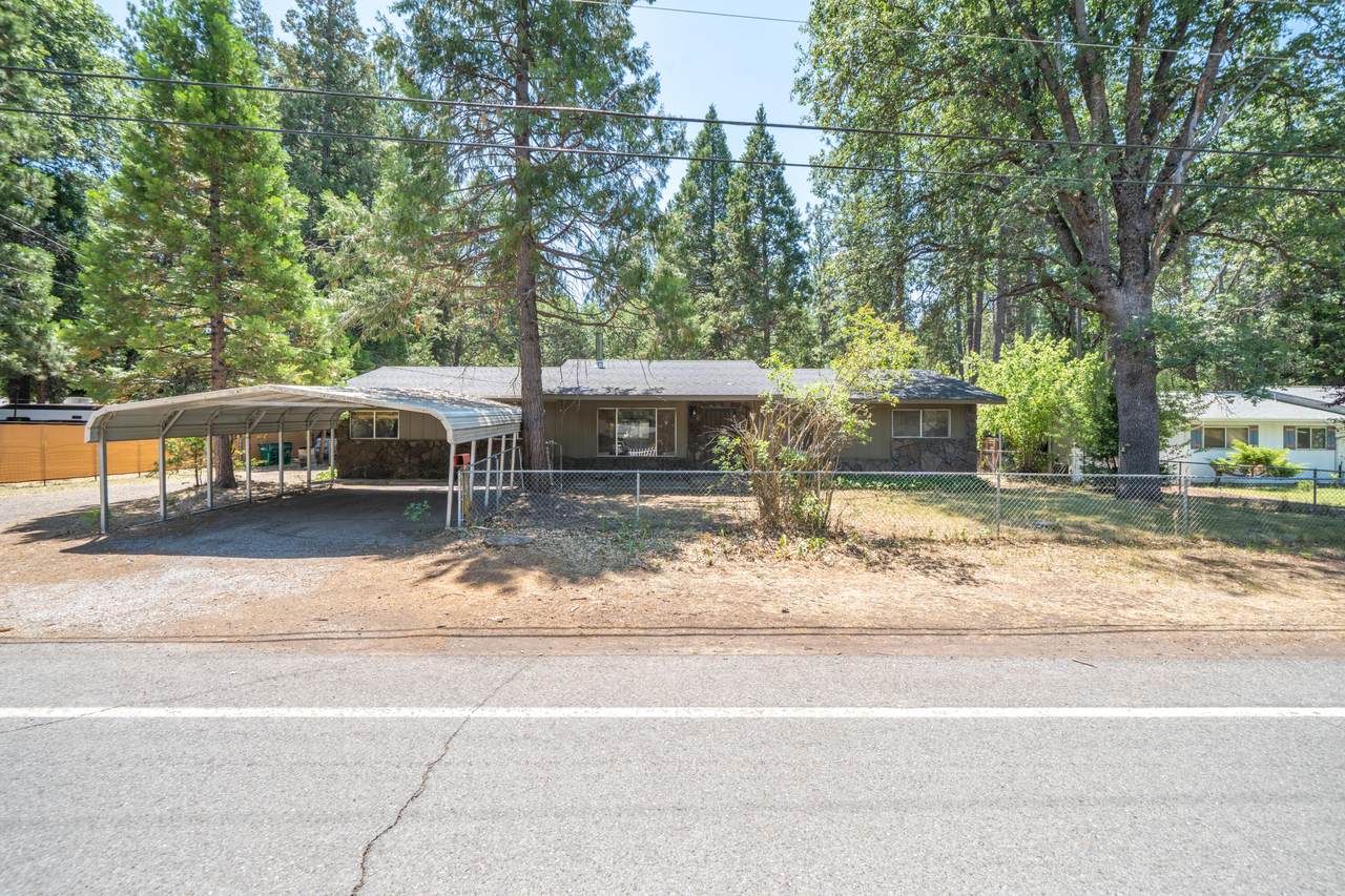 37347 Cypress Avenue - Photo 1