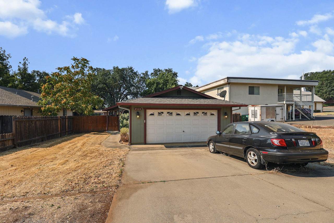 4524 Main Street - Photo 1