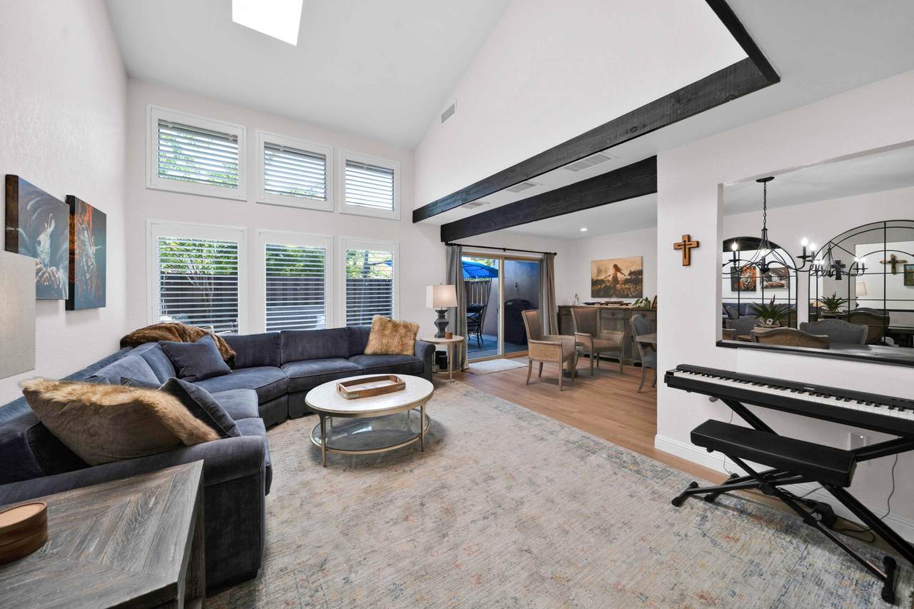1928 Bechelli Lane - Photo 1
