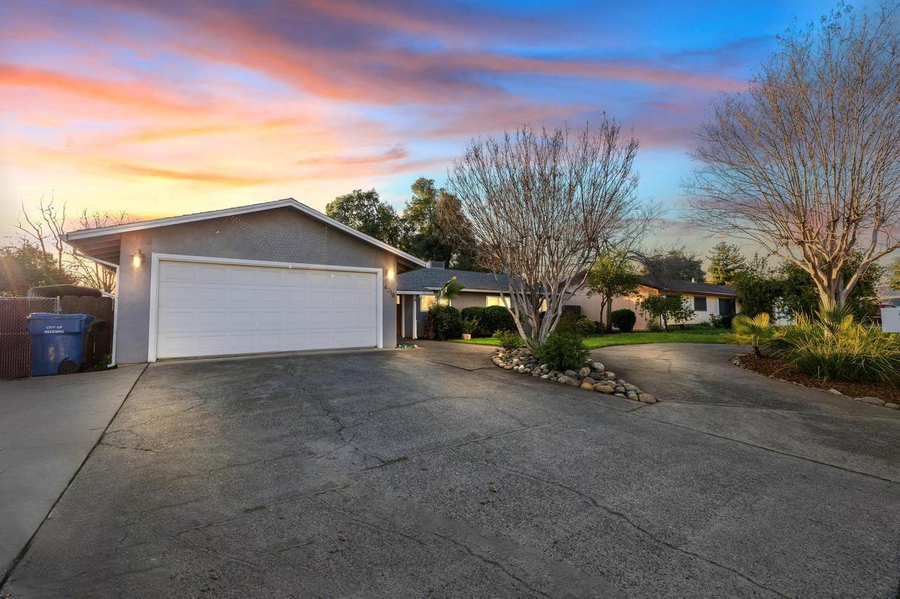 4218 Jane Street - Photo 1