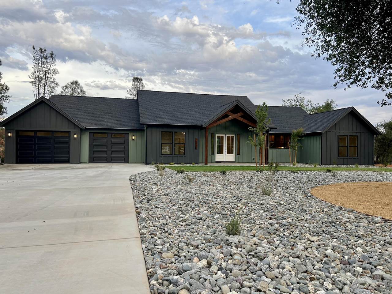 16588 Bamboo Court - Photo 1