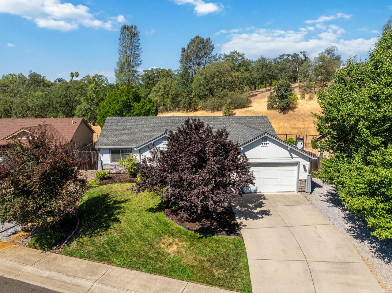 620 Valleybrook Drive - Photo 1