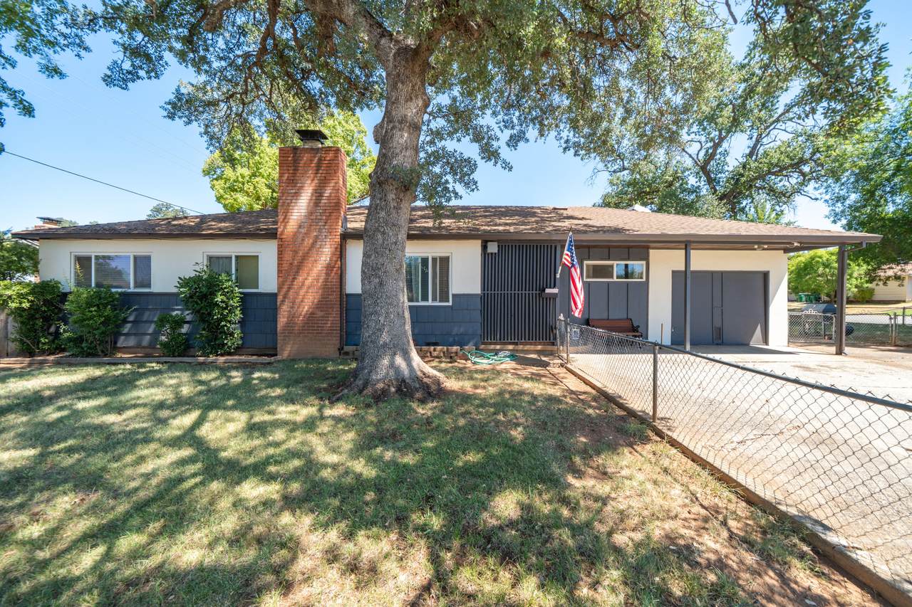 1315 Jeffries Avenue - Photo 1