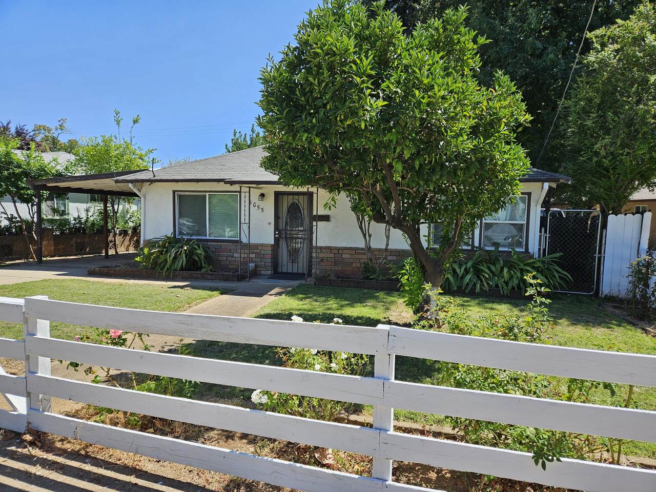 1055 South Street - Photo 1