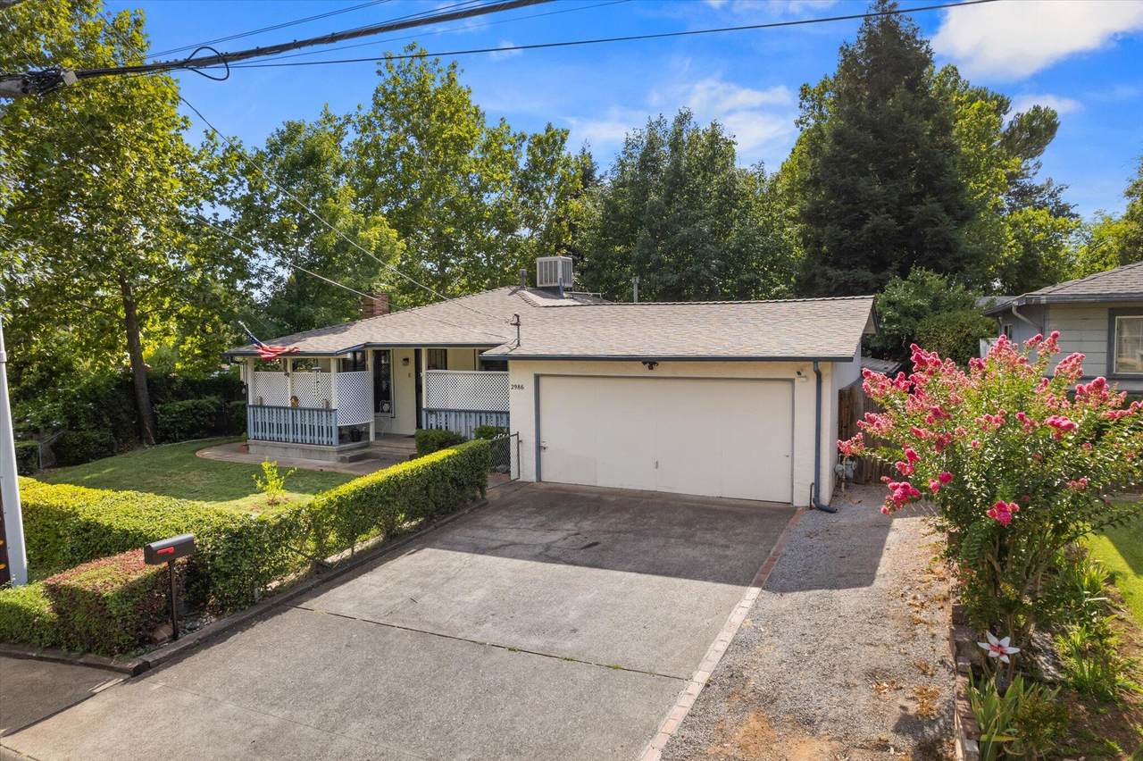 2986 Yana Avenue - Photo 1