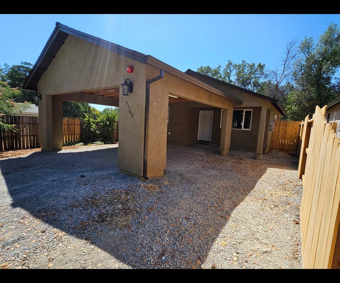 5160 Fort Peck Street - Photo 1