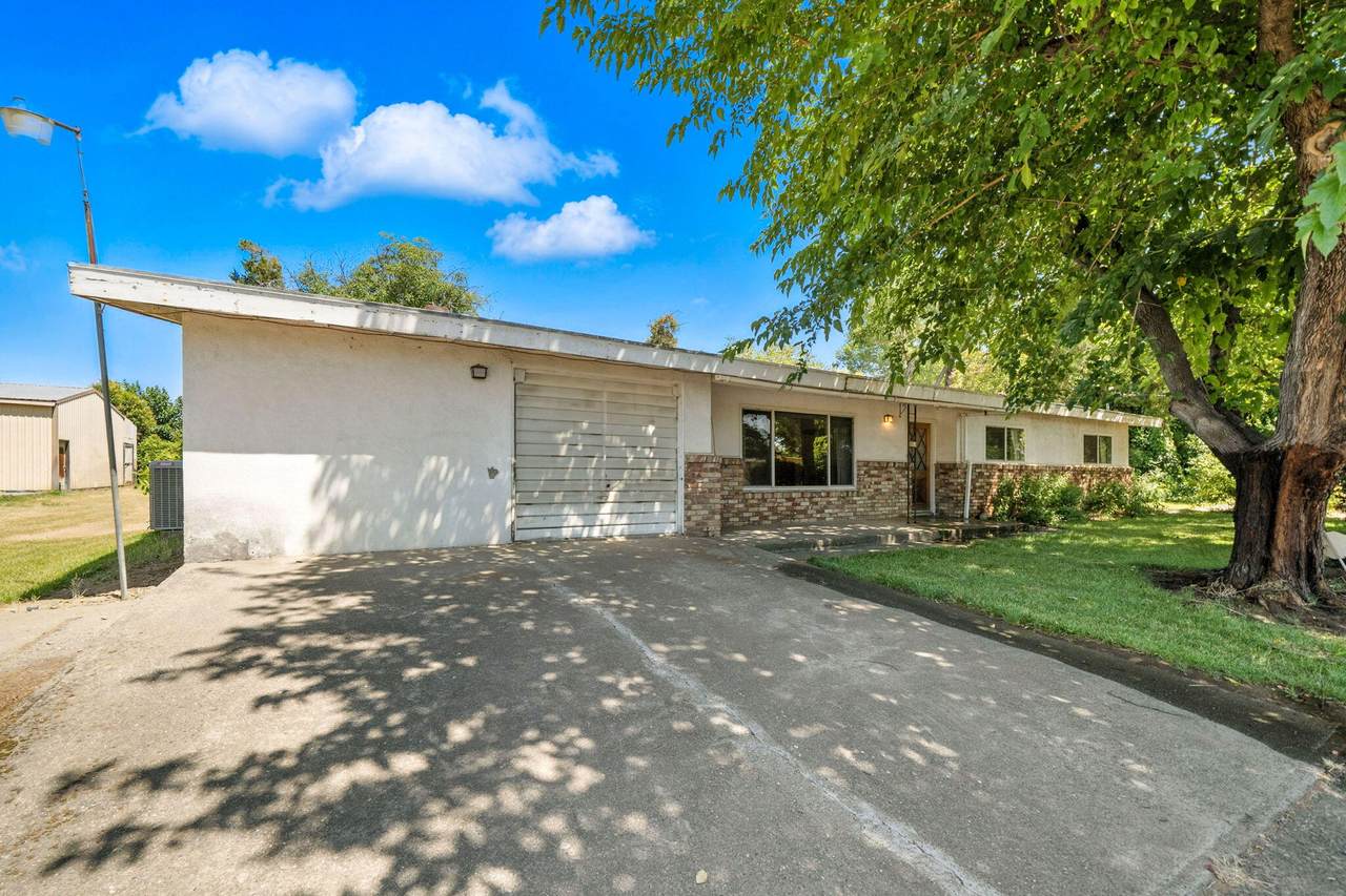 13550 Trinity Avenue - Photo 1