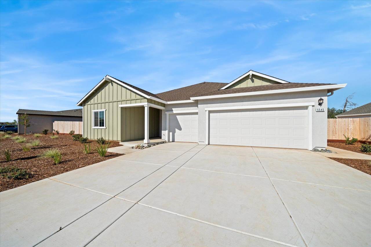 5545 Feathers Avenue - Photo 1