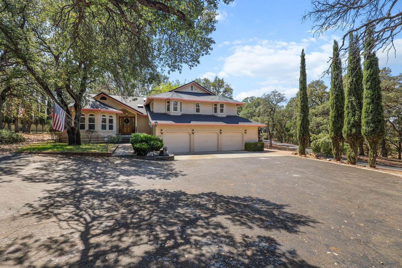 21791 Wilcox Road - Photo 1