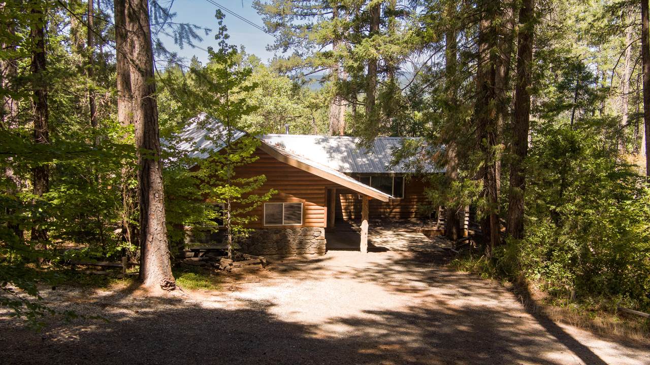 15888 Phillips Road - Photo 1