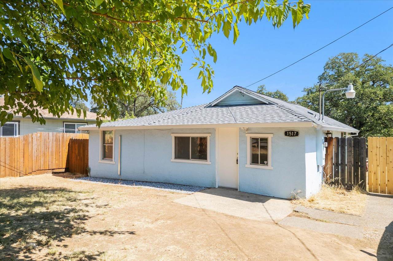 1517 Cottonwood Avenue - Photo 1