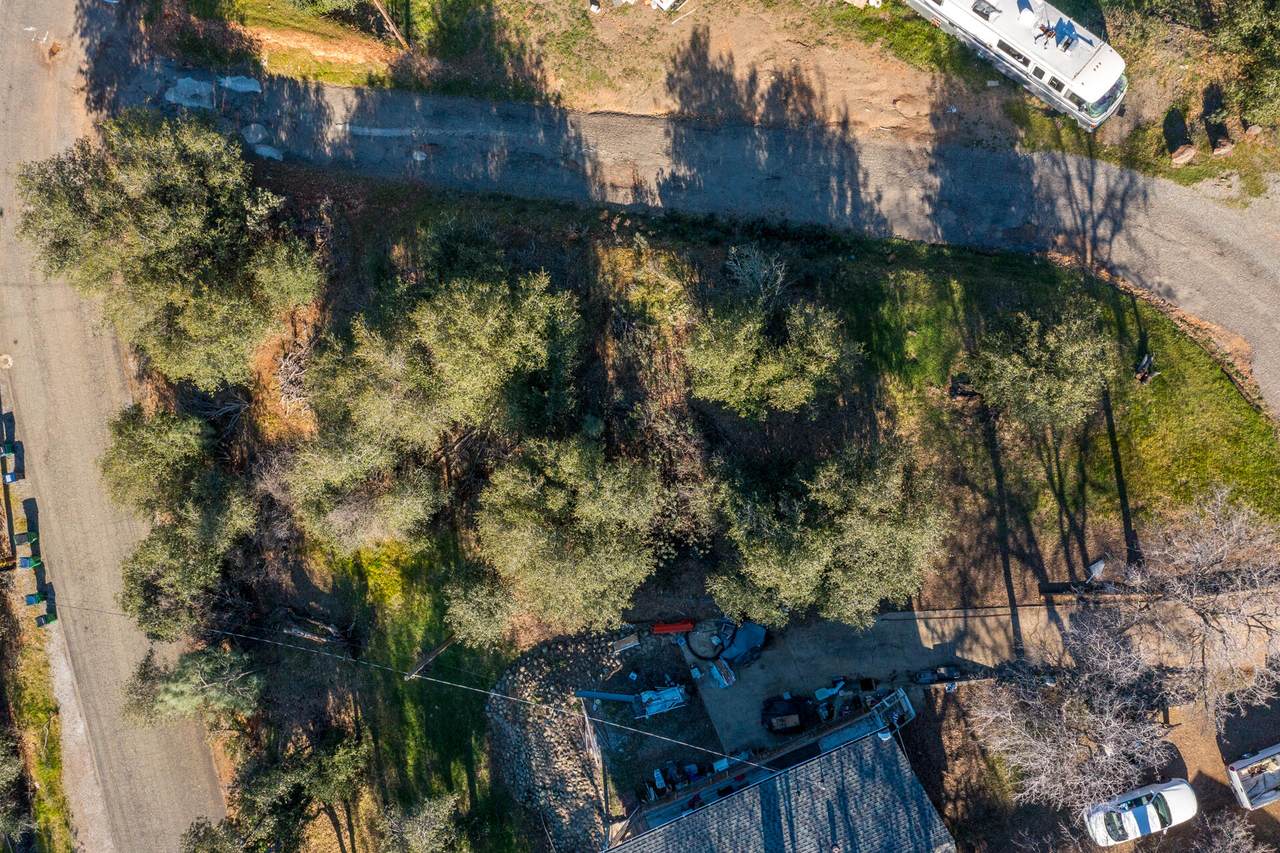 22195 Loop Drive - Photo 1