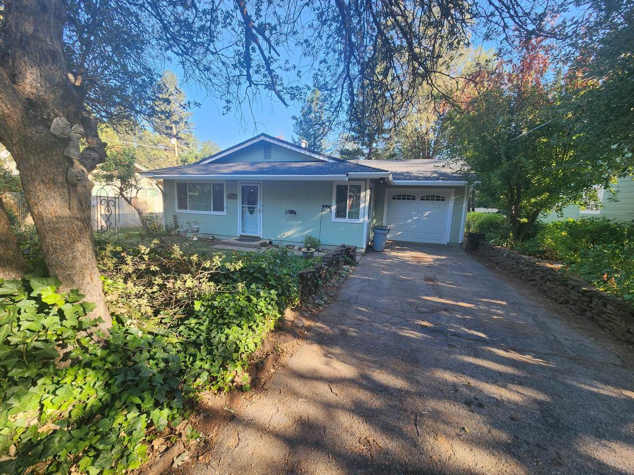 37266 Ponderosa Avenue - Photo 1