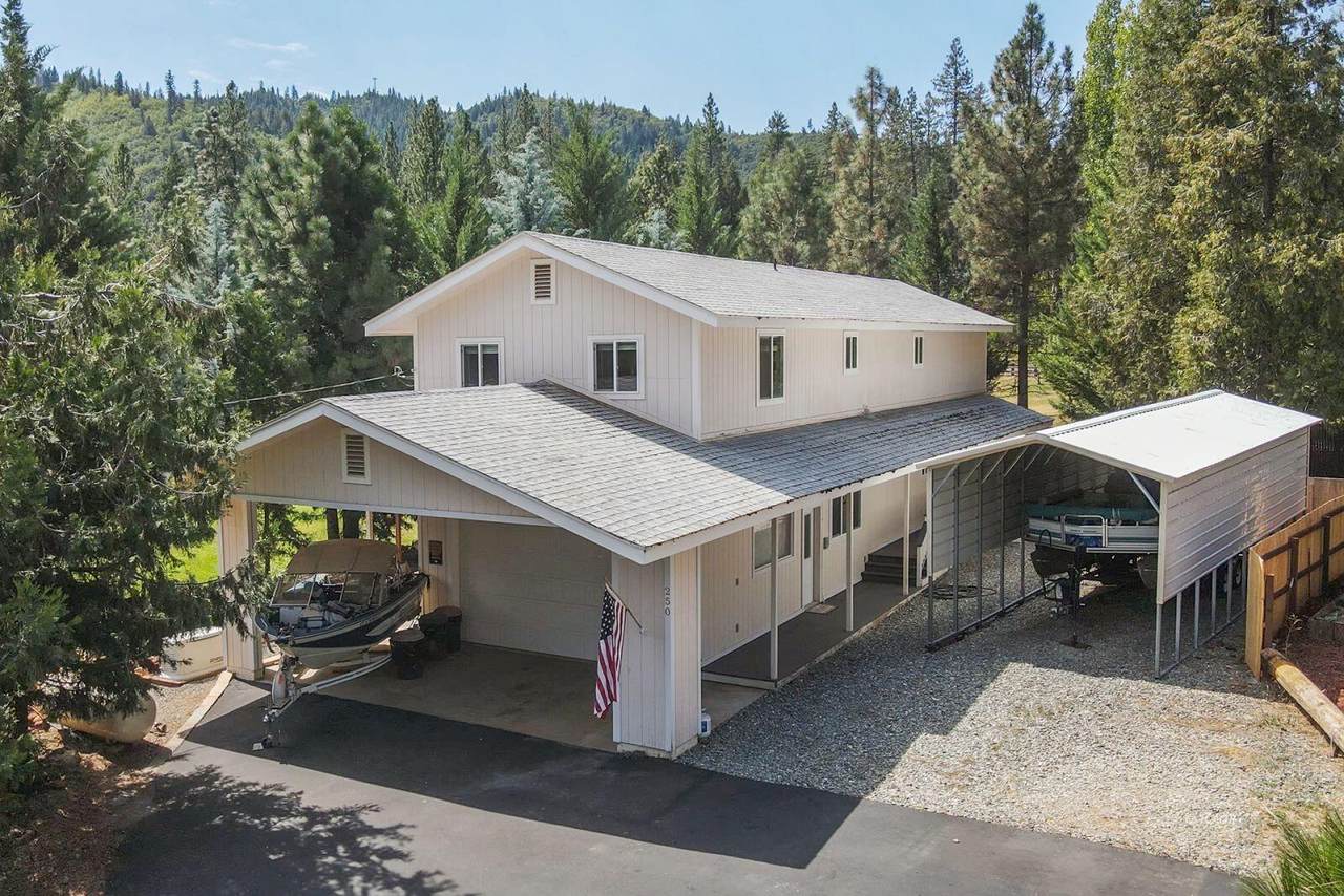 250 Mary Avenue - Photo 1