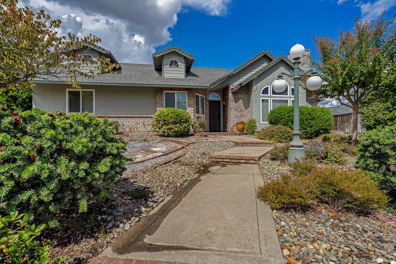 2680 Howard Drive - Photo 1