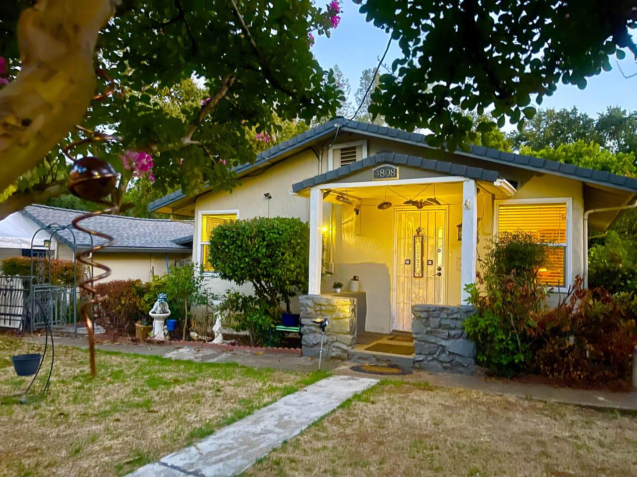 4808 Main Street - Photo 1