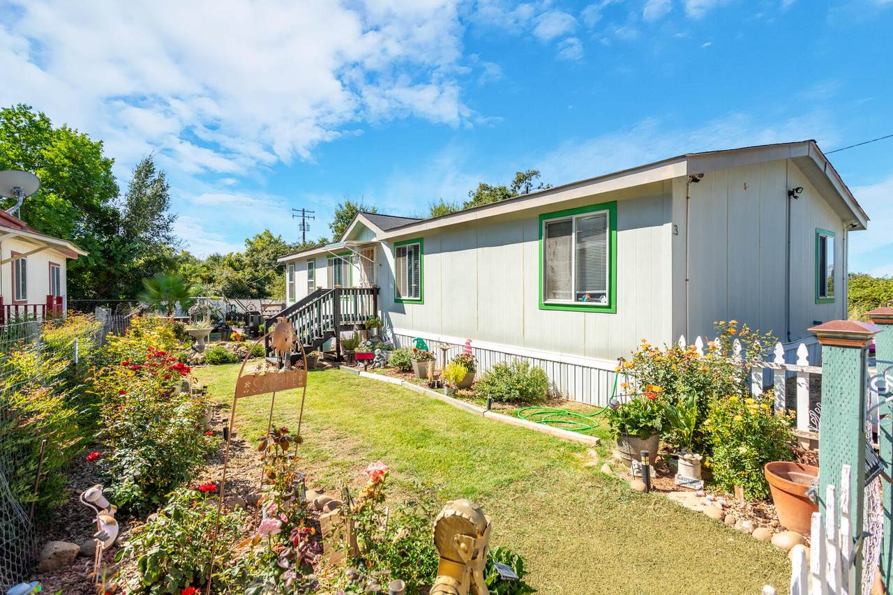 21498 Trefoil Lane - Photo 1