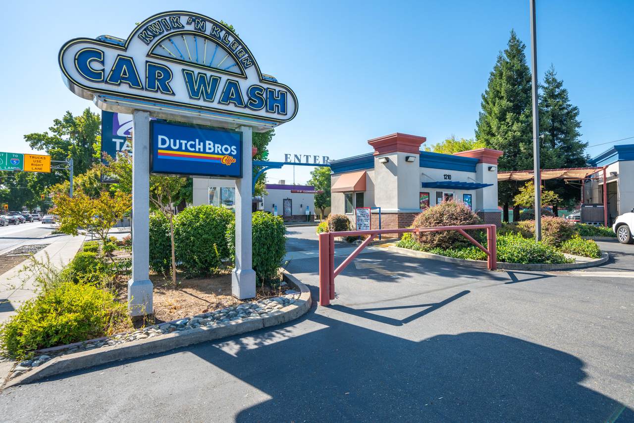 1200 Market Street - Photo 1