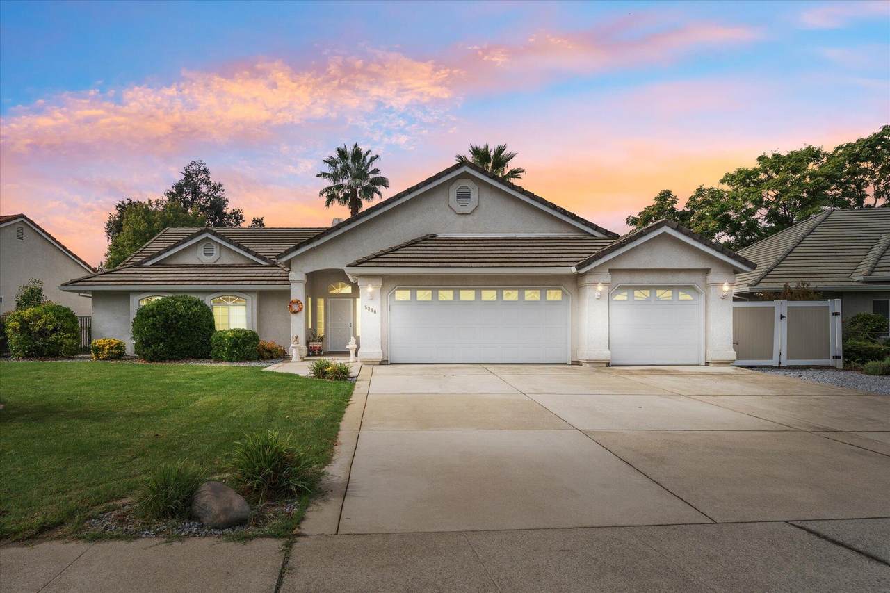 5390 Indianwood Drive - Photo 1