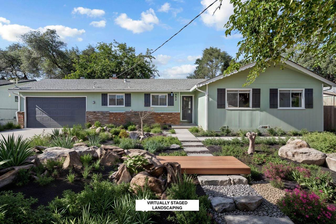 952 Camino Court - Photo 1