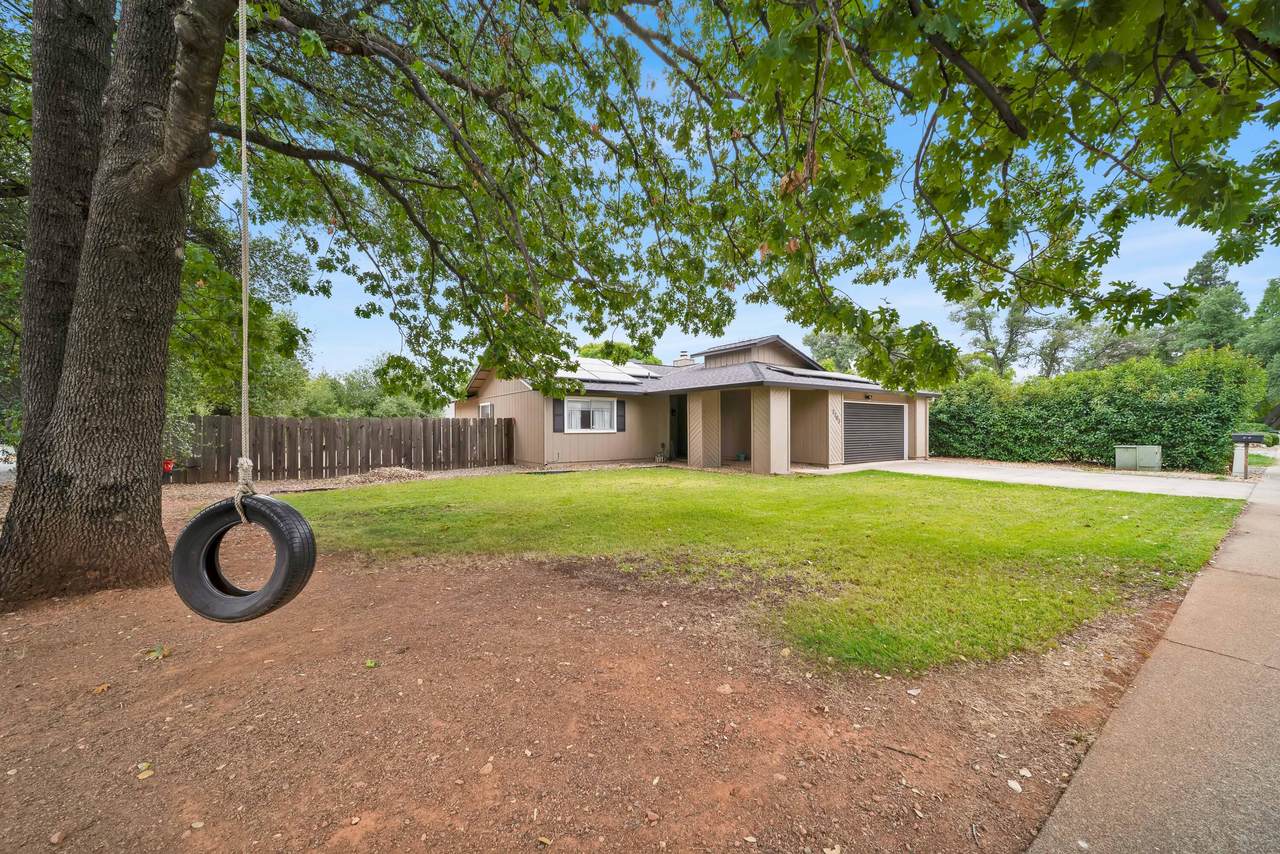 3703 Harrow Court - Photo 1