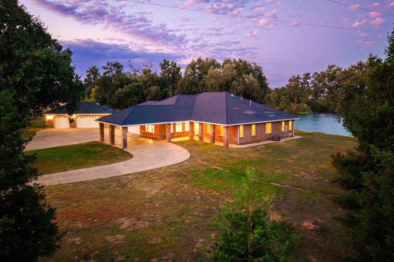 22890 Blue Jay Lane - Photo 1