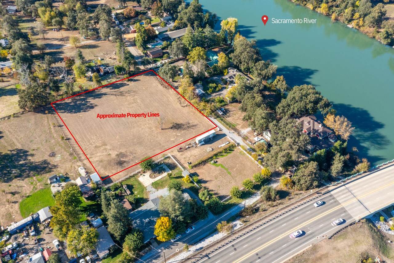 3476 Shasta Drive - Photo 1