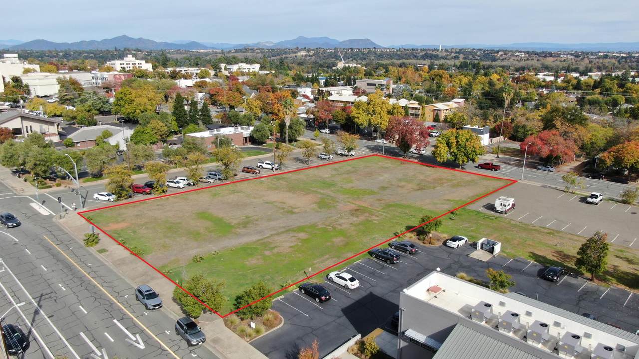 2010 Pine Street - Photo 1