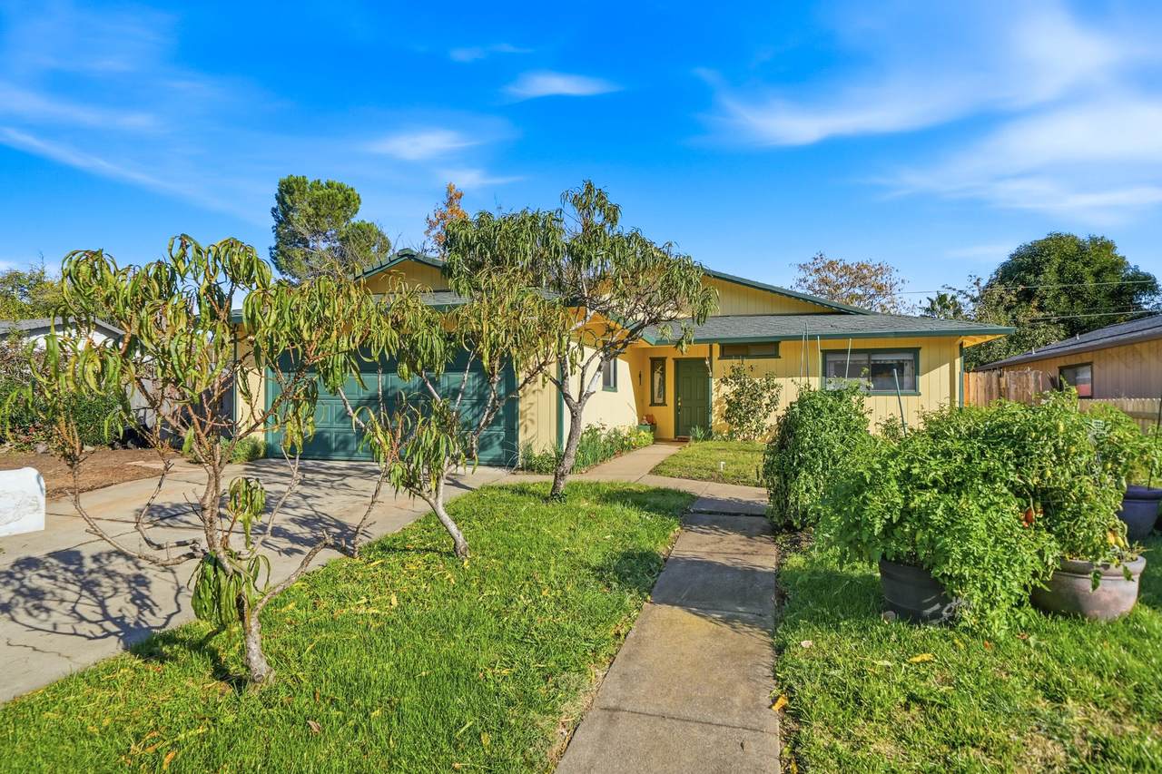 6921 Dennis Court - Photo 1