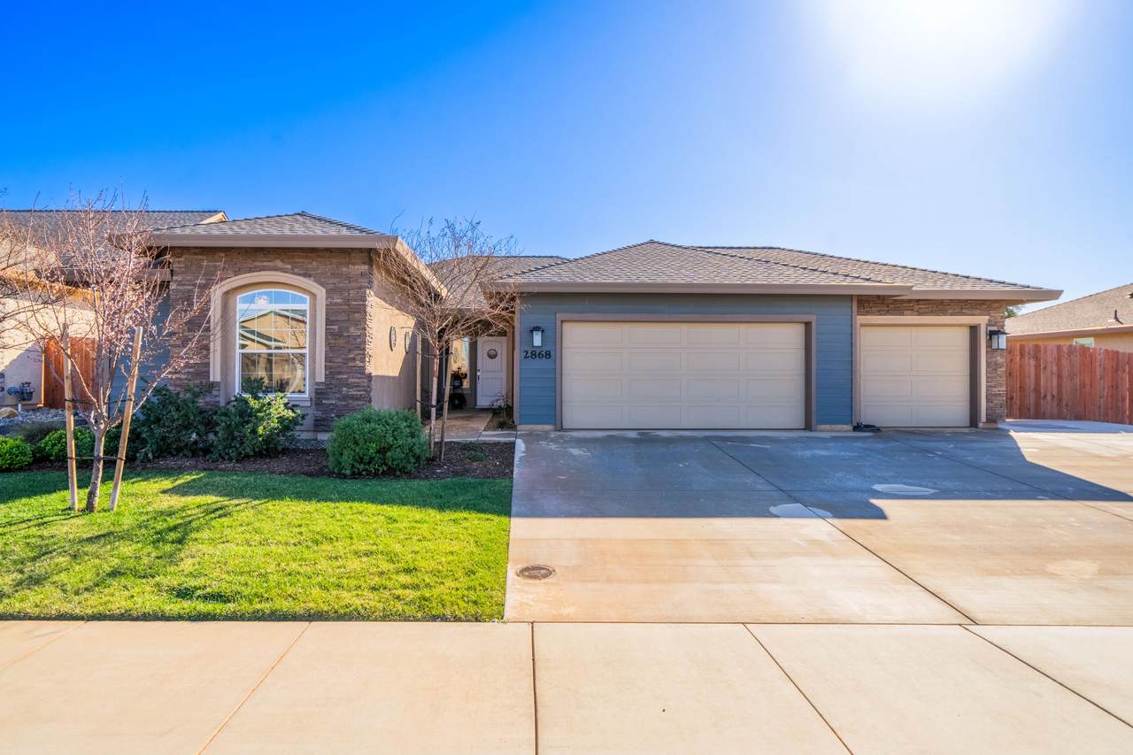 2868 Ukonom Drive - Photo 1